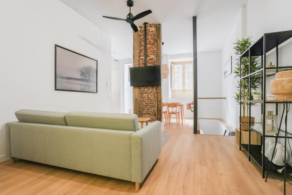 Modern Duplex-2Bedrooms 3Baths-Palacio Madrid Exterior photo